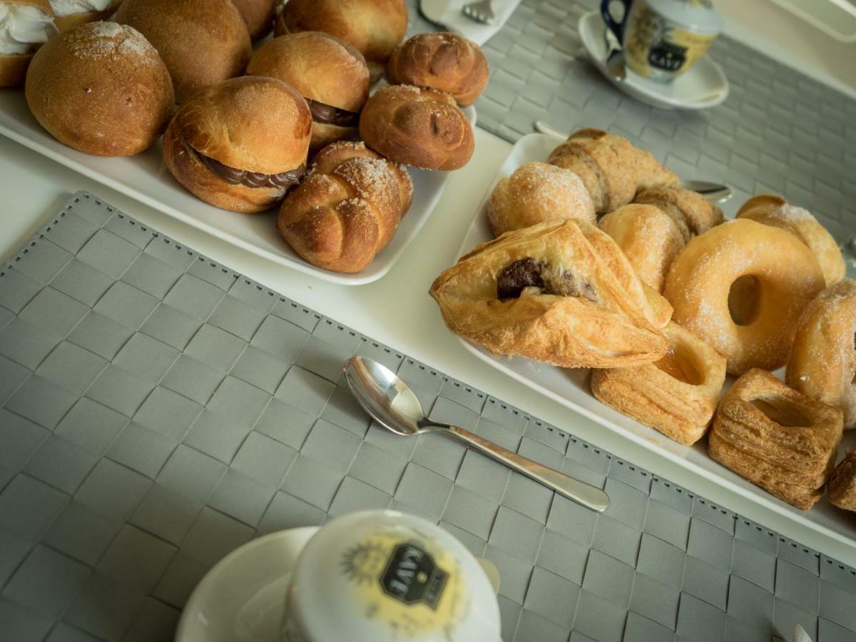 Ajde Rooms & Breakfast Trani Eksteriør bilde