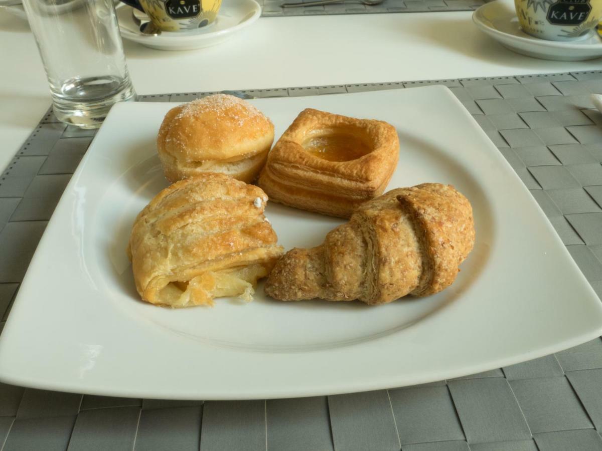 Ajde Rooms & Breakfast Trani Eksteriør bilde