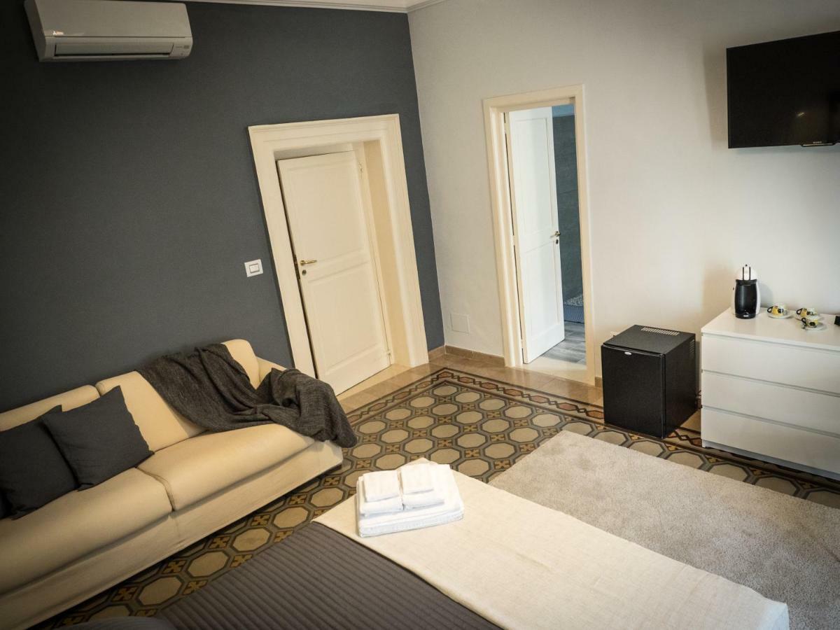 Ajde Rooms & Breakfast Trani Eksteriør bilde
